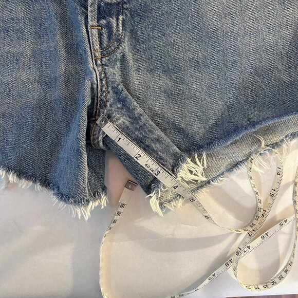 AGOLDE Women's 30 Parker Long distressed denim shorts with a raw hem - Picture 7 of 7